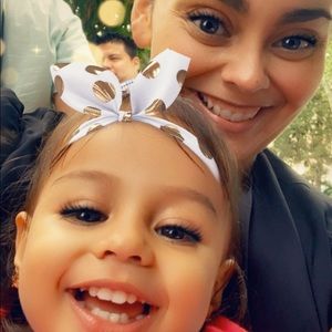 Meet your Posher, Addy